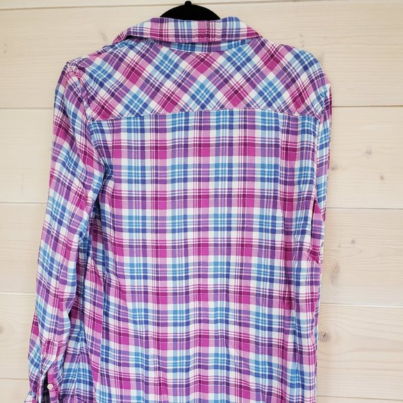 Super soft light flannel Plaid Button Up Shirt - Picture 2 of 5